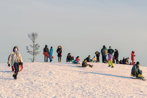 Sledding and tobogganing hill