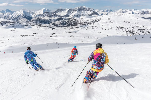 Three Skiiers