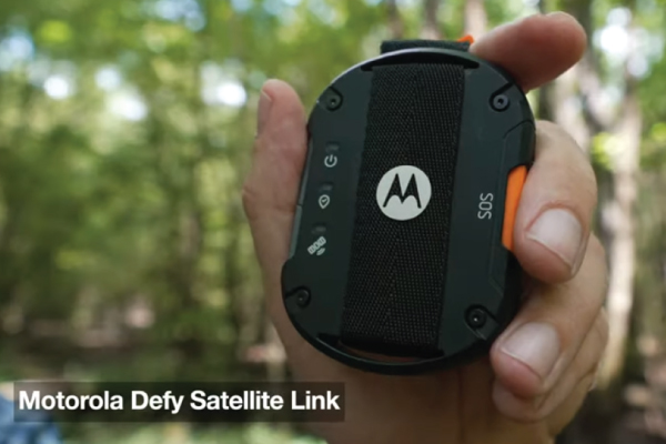 Motorola Defy Satellite Link